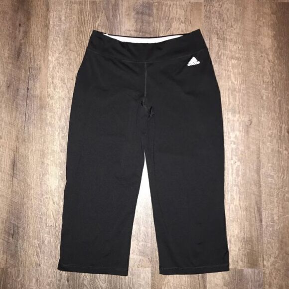 Adidas Yoga Capri Pants: Small - Picture 1 of 4